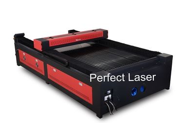 Automatyczna maszyna do cięcia laserem CO2 o dużej skali / maszyna do cięcia laserem do drewna