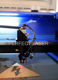 Ekonomiczna maszyna do cięcia laserem CO2, wycinarka laserowa i maszyna do grawerowania