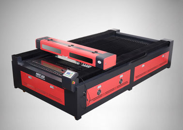 1300 * 2500 mm  Wielkogabarytowa maszyna do cięcia laserowego odzieży i tkanin