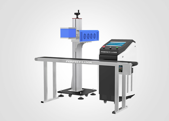 Latająca maszyna do znakowania laserowego Co2 online do tworzyw sztucznych, urządzeń do znakowania laserowego
